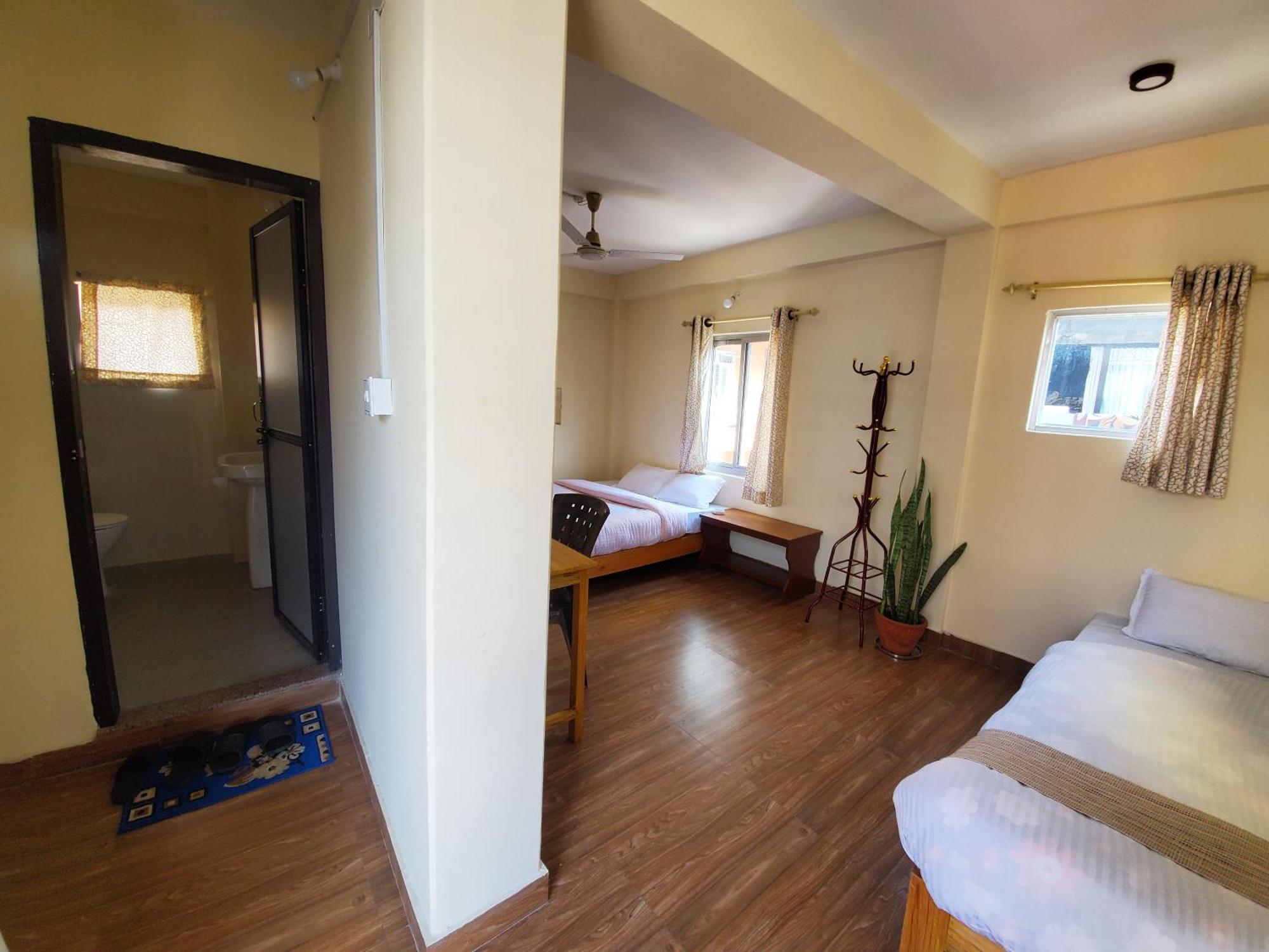 Santoshi Guest House, Pokhara Eksteriør billede