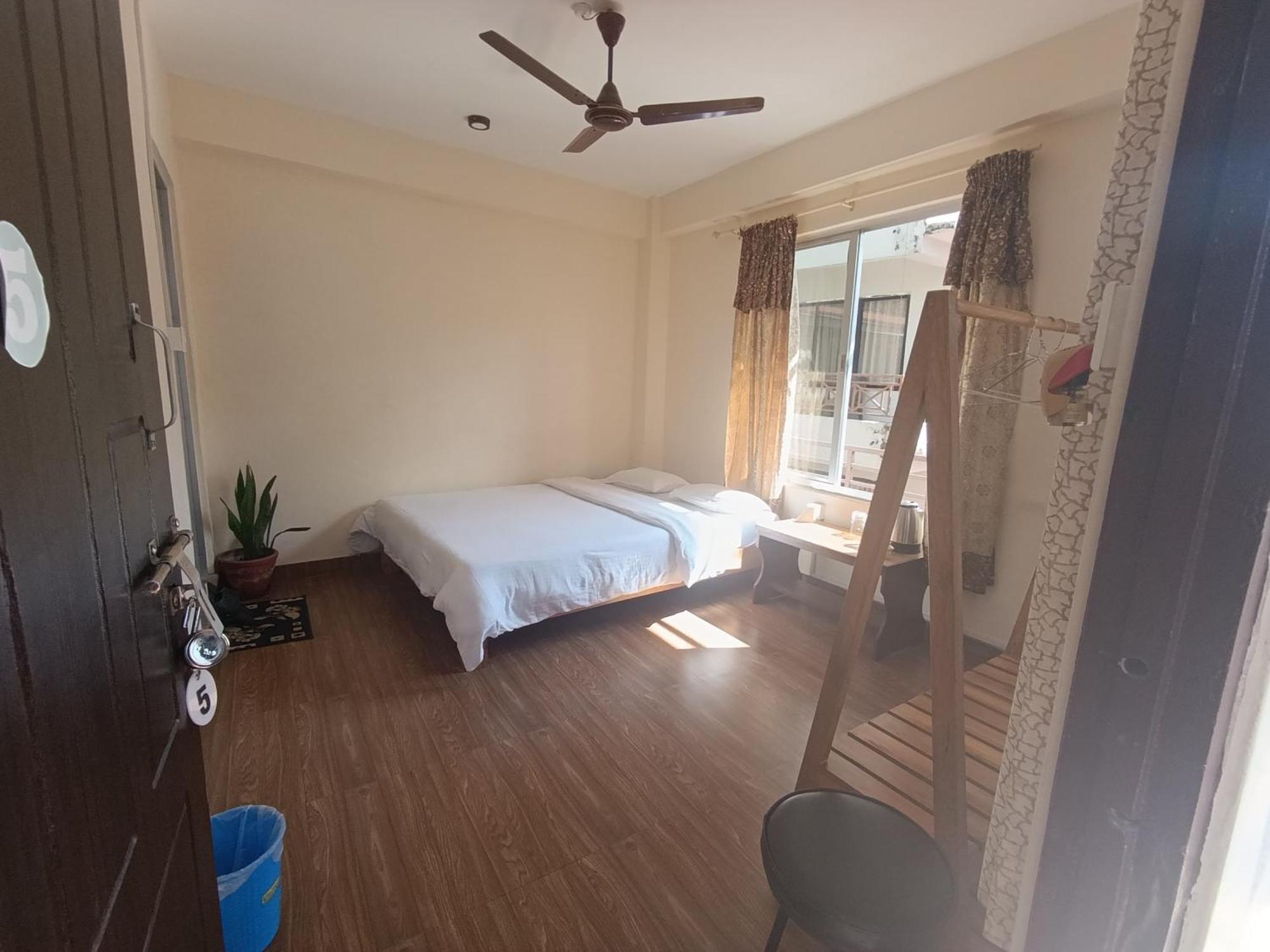 Santoshi Guest House, Pokhara Værelse billede